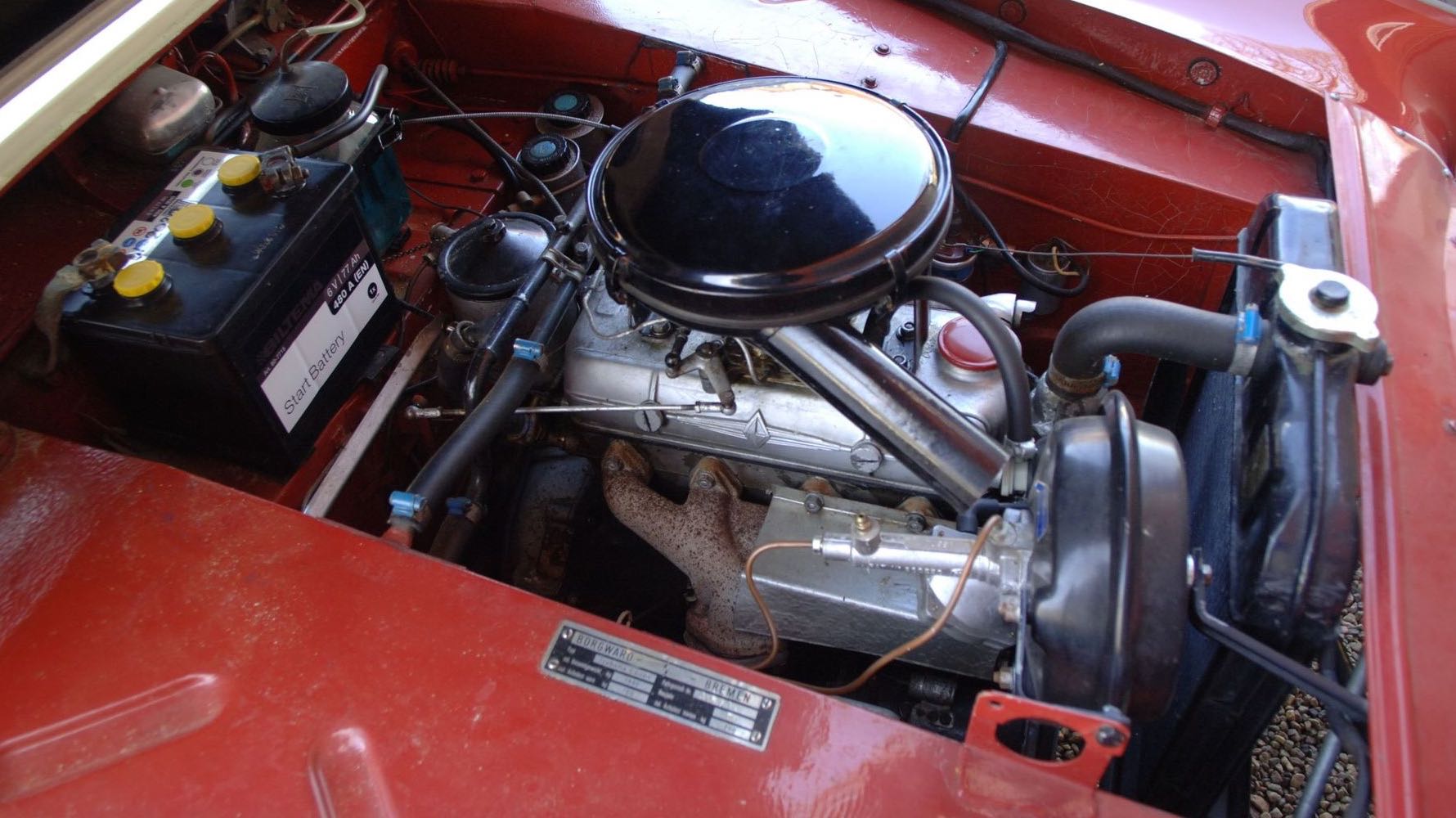 borgward Isabella Coupe motor3